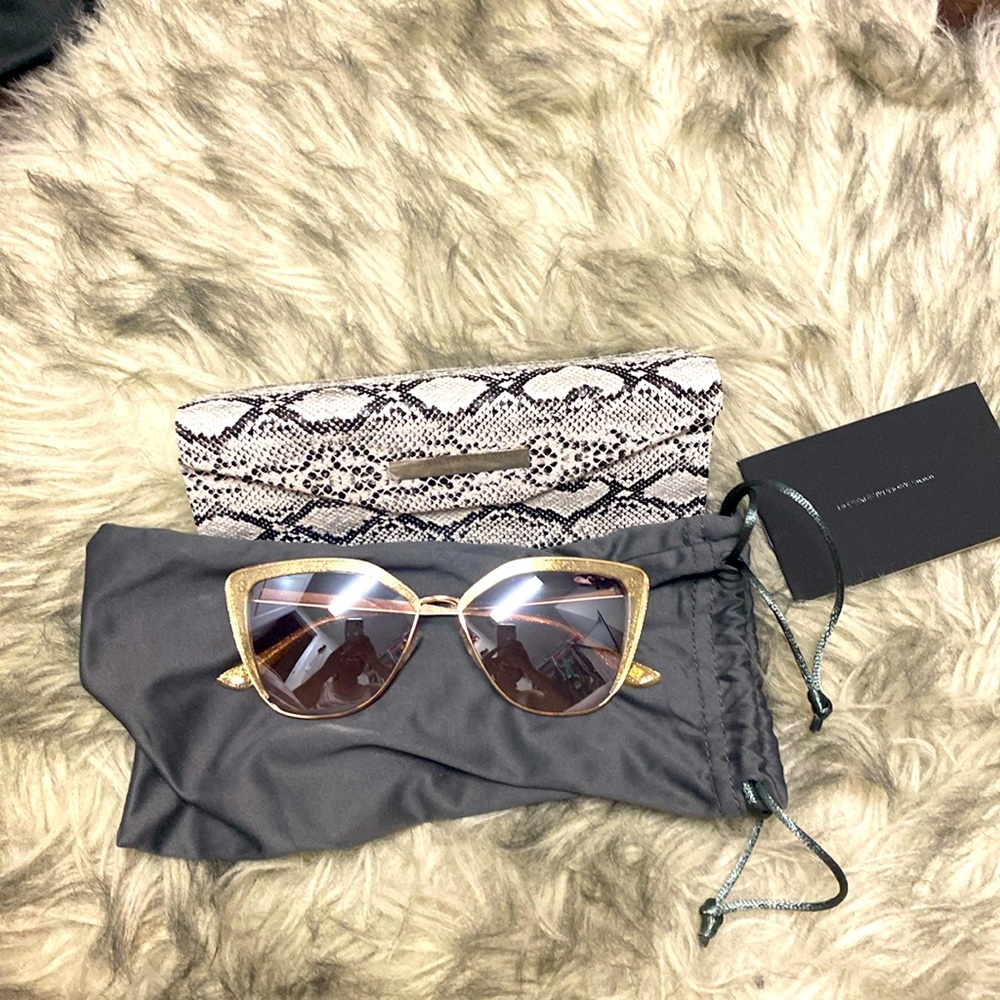 gold sunglasses